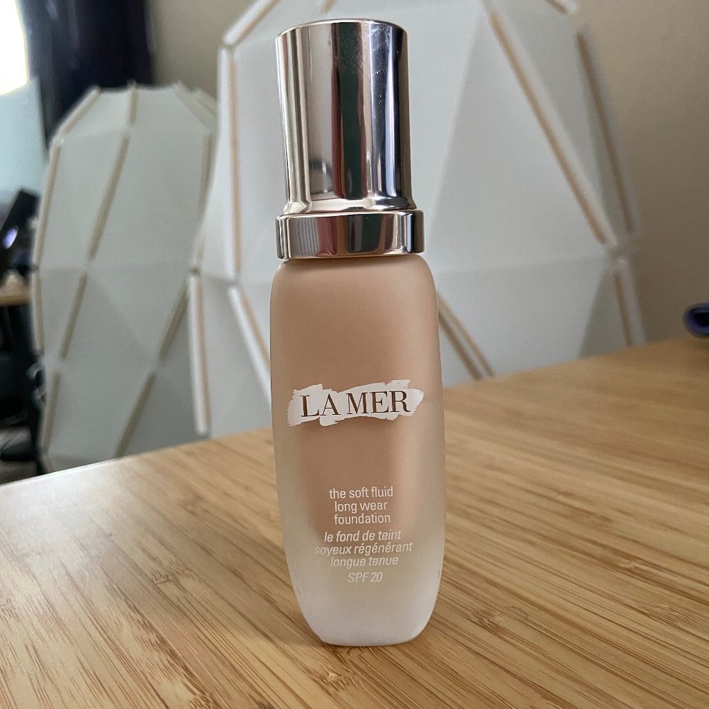 LA MER The Soft Fluid Long Wear Foundation Ivory
